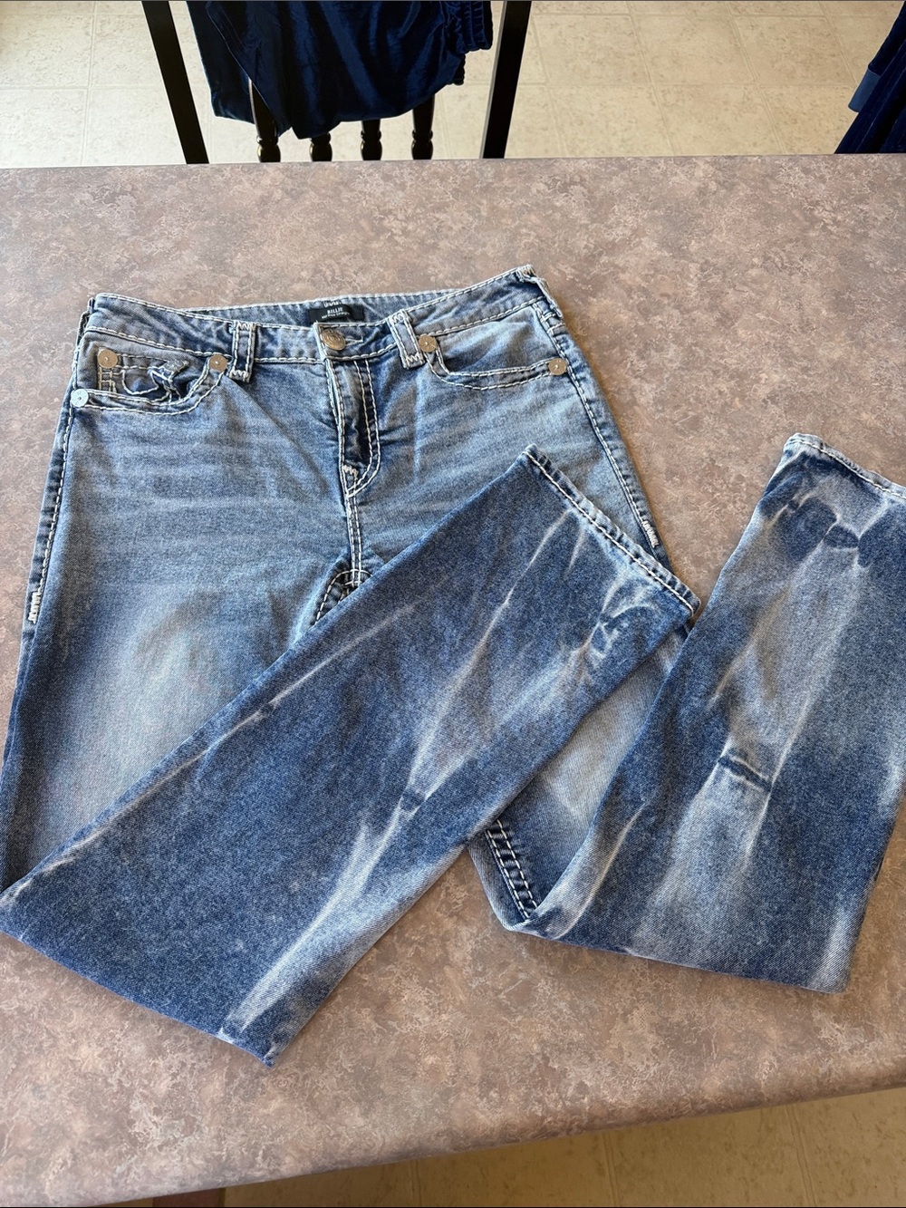 Classic Light Wash Straight Leg Jeans NWOT